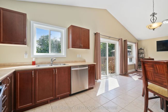 36 White Hart Lane, House other with 3 bedrooms, 2 bathrooms and 4 parking in Hastings ON | Image 4