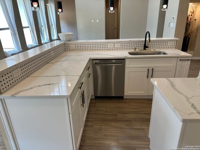 8420 Bluffside Blvd, House other with 4 bedrooms, 3 bathrooms and null parking in Selma TX | Image 14