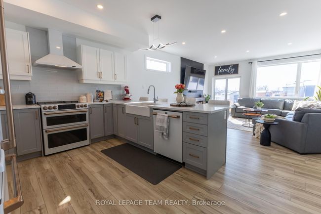 178 Tom Gavinski St, House other with 3 bedrooms, 3 bathrooms and 4 parking in Arnprior ON | Image 4