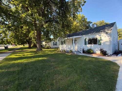 319 E Chippewa Avenue, South Bend, IN, 46614-2618 | Card Image