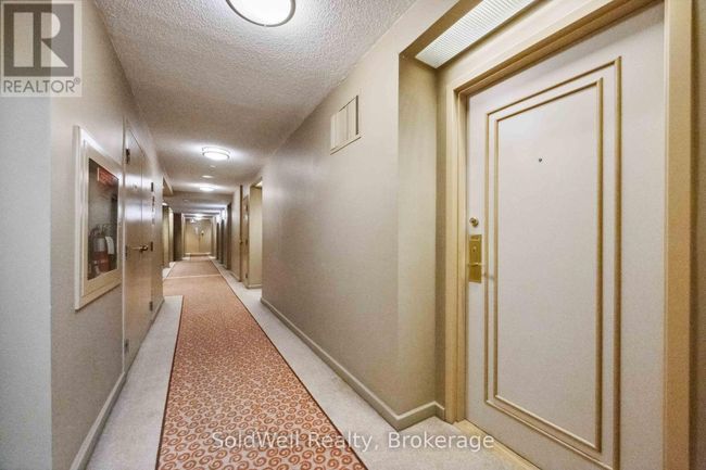 1802 - 25 Grenville St, Condo with 2 bedrooms, 1 bathrooms and null parking in Toronto ON | Image 4