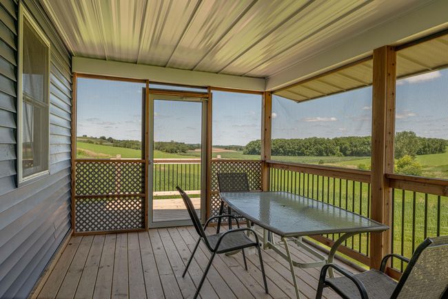 N5184 County Rd N, House other with 3 bedrooms, 3 bathrooms and null parking in MONROE WI | Image 7