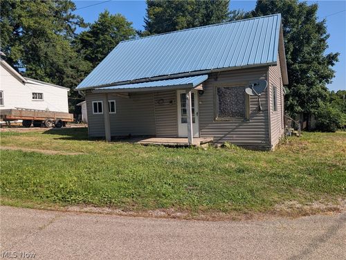 10114 Chestnut Street Se, Corning, OH, 43730 | Card Image