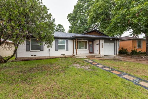 3641 La Prada Dr, Mesquite, TX, 75150-1040 | Card Image