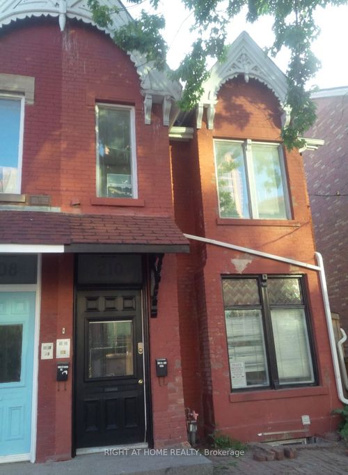 b-210 Mccaul St, Toronto, ON, M5T1W5 | Card Image