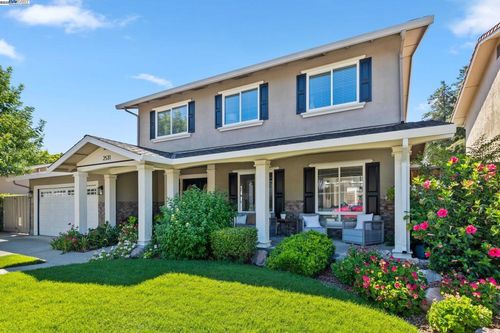 2531 Willowren Way, Pleasanton, CA, 94566-5347 | Card Image