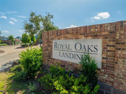 12019 Royal Oaks Run Dr, Houston, TX, 77082-1964 | Card Image