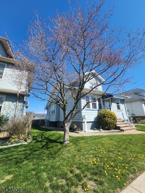 2-23 Park Ave, Garfield, NJ, 07026-1414 | Card Image