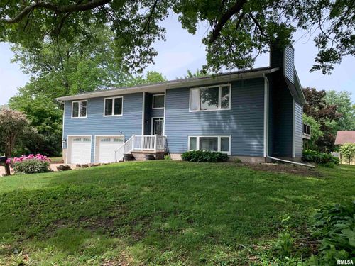 720 N 5th St, Monmouth, IL, 61462-1329 | Card Image