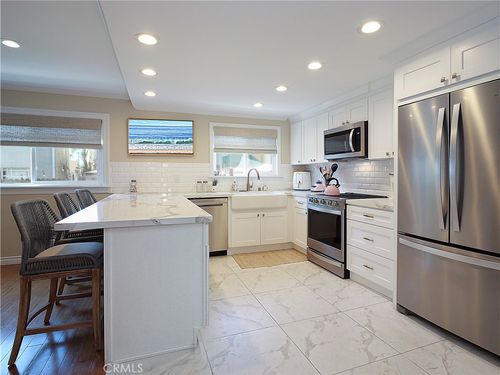 433 2nd St, Hermosa Beach, CA, 90254-4602 | Card Image
