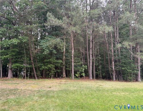11131 Royal Ln, Providence Forge, VA, 23140-4400 | Card Image