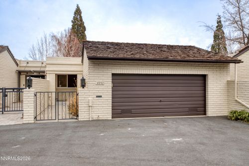 4957 Lakeridge Ter W, Reno, NV, 89509-5833 | Card Image