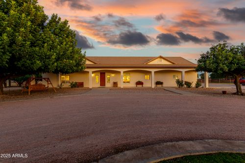 39791 N Country Ln, San Tan Valley, AZ, 85140-7313 | Card Image