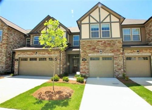 9453 Glenburn Ln, Charlotte, NC, 28278-7907 | Card Image
