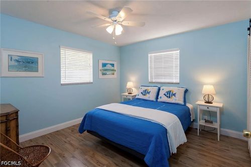 11093 Kelly Rd, FORT MYERS, FL, 33908-3308 | Card Image
