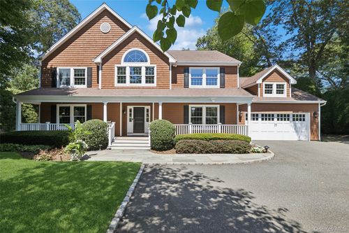 11 Cobblestone Court, Huntington, NY, 11721 | Card Image