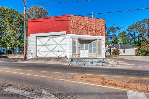 1400 Highland Ave, Columbia, TN, 38401-3728 | Card Image