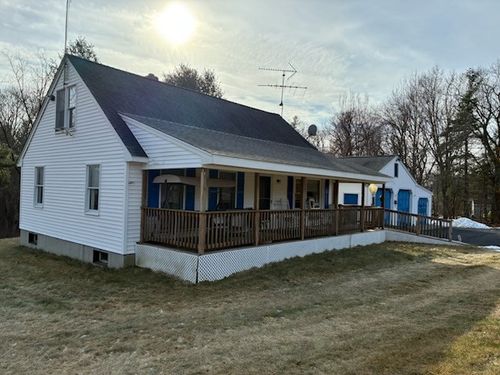 1505 Broncos Hwy, Glendale, RI, 02826-1605 | Card Image