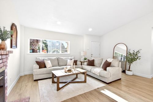 3196 Austin Ave, Merced, CA, 95348-1501 | Card Image