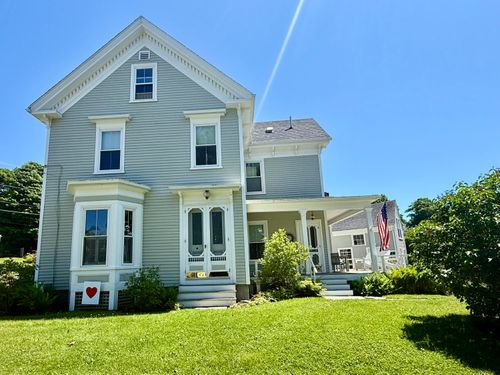 6 Leos Ln, Vinalhaven, ME, 04863-4102 | Card Image
