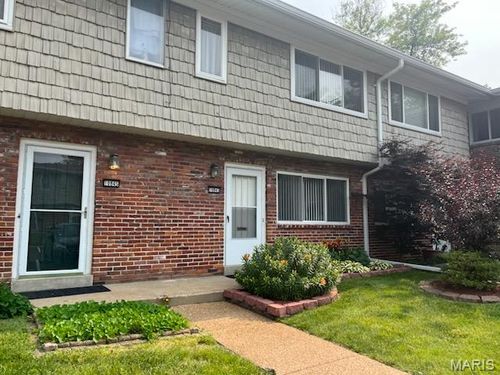 10843 Carroll Wood Way, Saint Louis, MO, 63128-1320 | Card Image