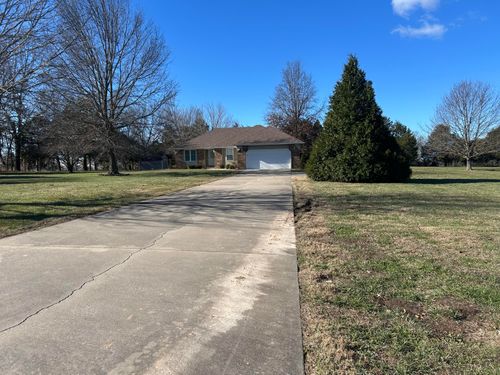 115 Cedar View Ln, Clever, MO, 65631-6747 | Card Image