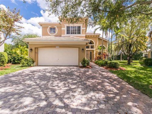5805 Nw 125th Ave, Coral Springs, FL, 33076-1931 | Card Image