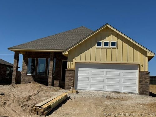 206 S 26th St, Collinsville, OK, 74021-3042 | Card Image