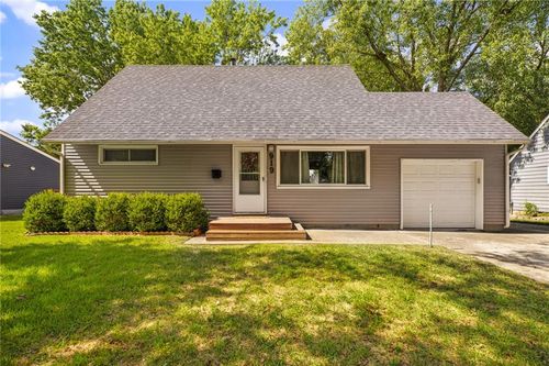 919 S Sunset Dr, Olathe, KS, 66061-4948 | Card Image