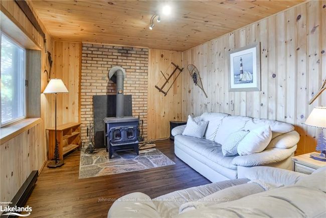 1036 Phyllimar Lane, House other with 5 bedrooms, 3 bathrooms and 5 parking in Port Carling ON | Image 13