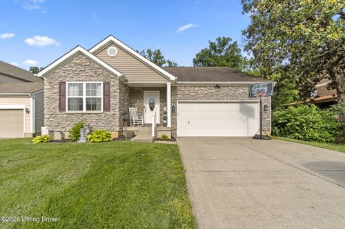 5109 Bannon Crossings Dr, Louisville, KY, 40218 | Card Image