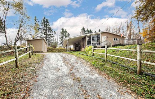 1186 Highway 1, Mount Uniacke, NS, B0N1Z0 | Card Image