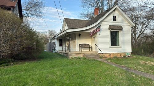 56 Willow St, Mechanicsburg, OH, 43044-1035 | Card Image