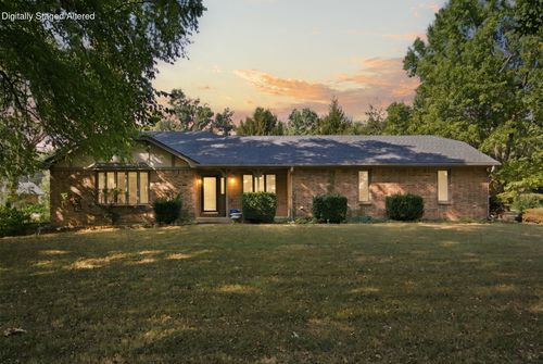 4274 N Farm Road 101, Springfield, MO, 65803-7628 | Card Image