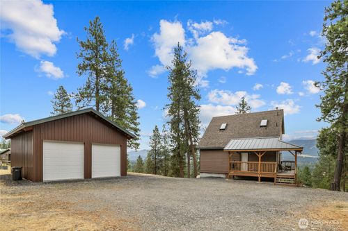 1150 White Rd, Cle Elum, WA, 98922-8856 | Card Image