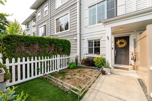 11-16228 16 Ave, Surrey, BC, V4A1S7 | Card Image