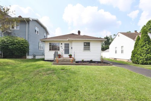 69 Morse Rd, Columbus, OH, 43214-1751 | Card Image