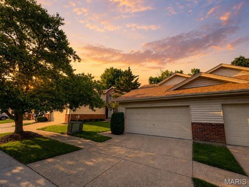 12911 Banyan Town Dr, Saint Louis, MO, 63146-4336 | Card Image