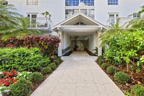 2-l-290 Sunrise Dr, Key Biscayne, FL, 33149 | Card Image