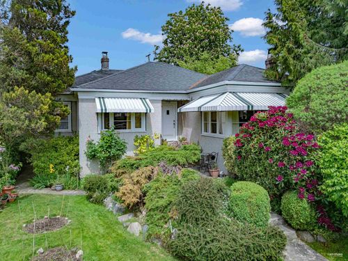 2245 W 22nd Ave, Vancouver, BC, V6L1L6 | Card Image