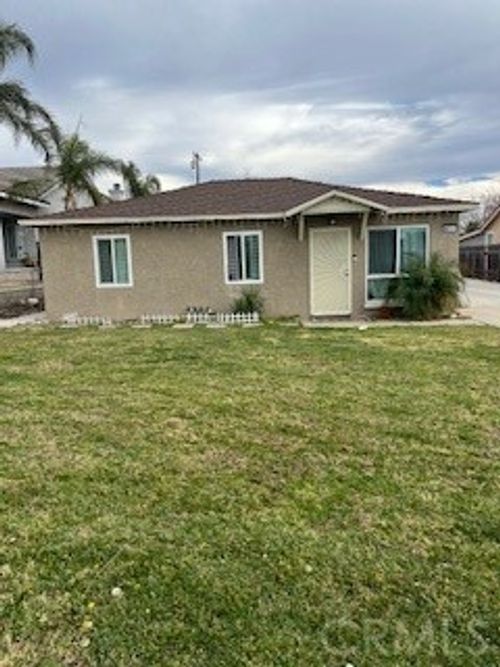 6613 Catawba Ave, Fontana, CA, 92336 | Card Image