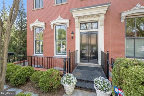 419 G St Se, WASHINGTON, DC, 20003-4257 | Card Image