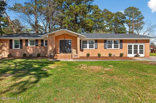 3504 Taylor St, New Bern, NC, 28560-4133 | Card Image