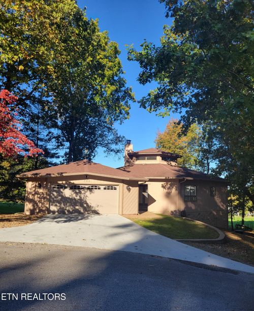 166 Baltusrol Rd, Crossville, TN, 38558-7739 | Card Image