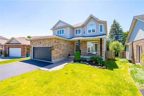 72 Beardmore Cres, Acton, ON, L7J2Z1 | Card Image