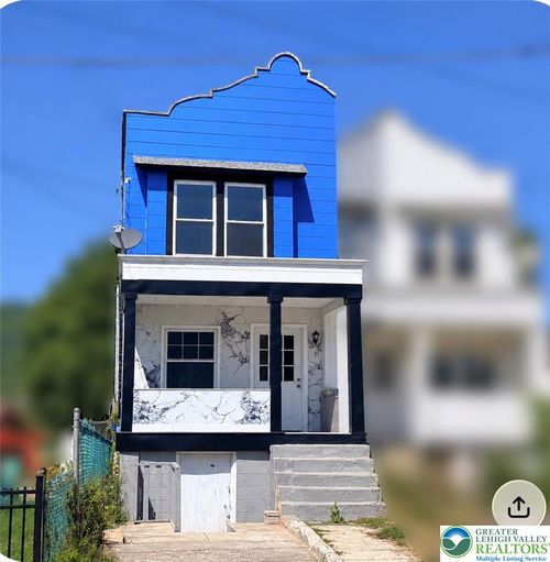 9 E Ruddle St, Coaldale, PA, 18218-1206 | Card Image