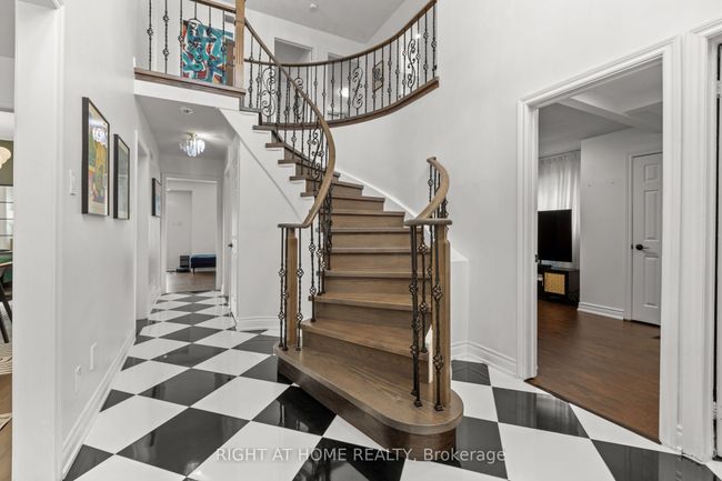 4 Deena Pl, House other with 8 bedrooms, 7 bathrooms and 6 parking in Markham ON | Image 4