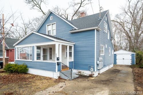296 W Larch Ave, Muskegon, MI, 49441-2417 | Card Image