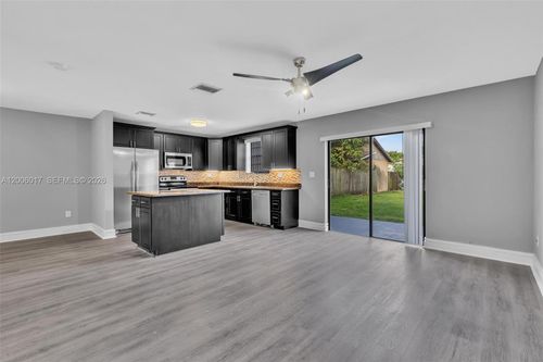 14212 Ne 4th Ave, MIAMI, FL, 33161-2923 | Card Image