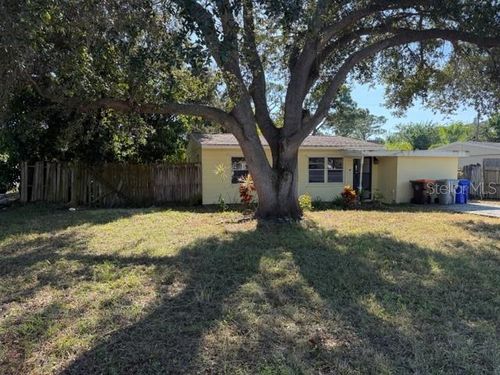 523 7th Ln Sw, Vero Beach, FL, 32962-4720 | Card Image